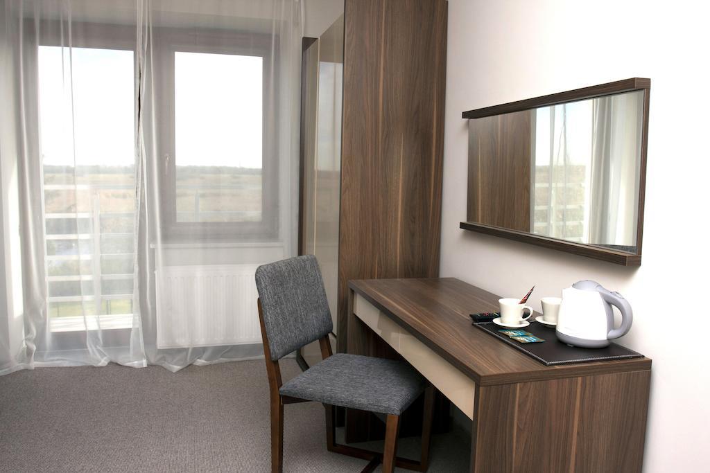 Villa Modlin Airport Nowy Dwór Mazowiecki Eksteriør bilde
